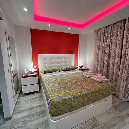 Ines Luxury דירה *