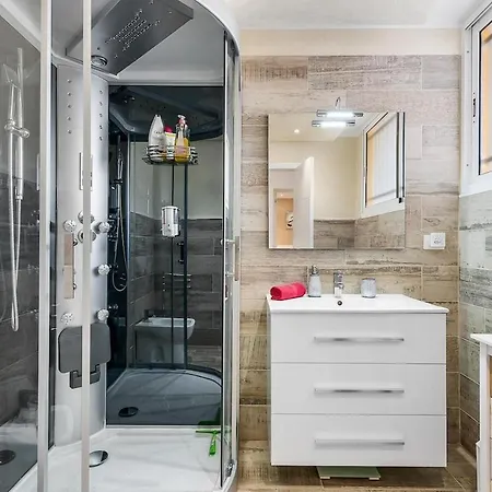 Ines Luxury - Pool - Apartamento
